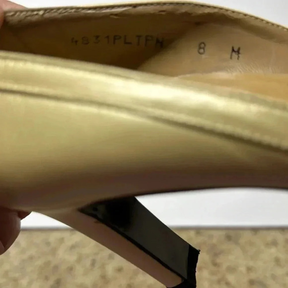 Blushe by Van Eli gold leather stilettos size 8 made in Spain - Picture 5 of 6